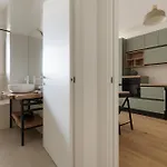 Guesthost - Cascina Merlata Lovely Nest ミラノ